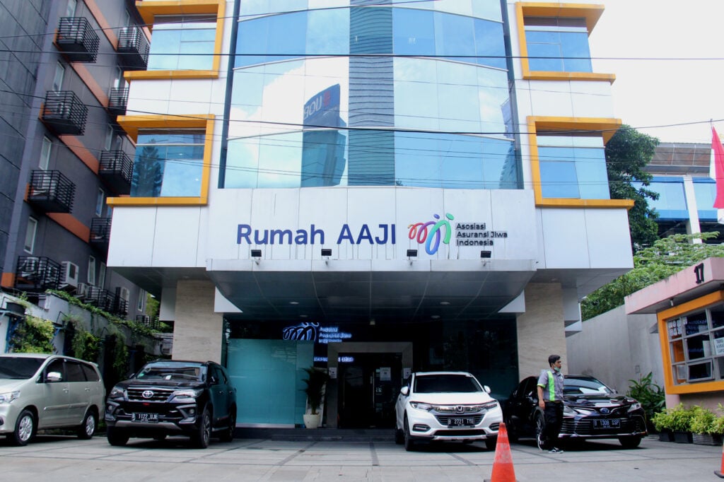 Mengapa Penting Memiliki Asuransi Kesehatan Di Usia Muda